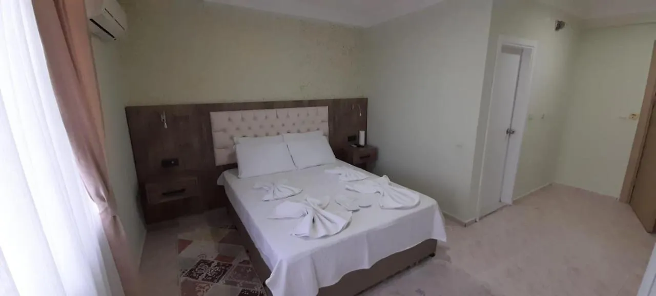Hotel Villa Granada Анталья