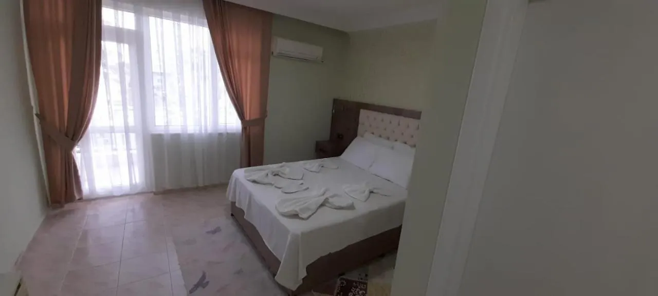 Hotel Villa Granada Анталья